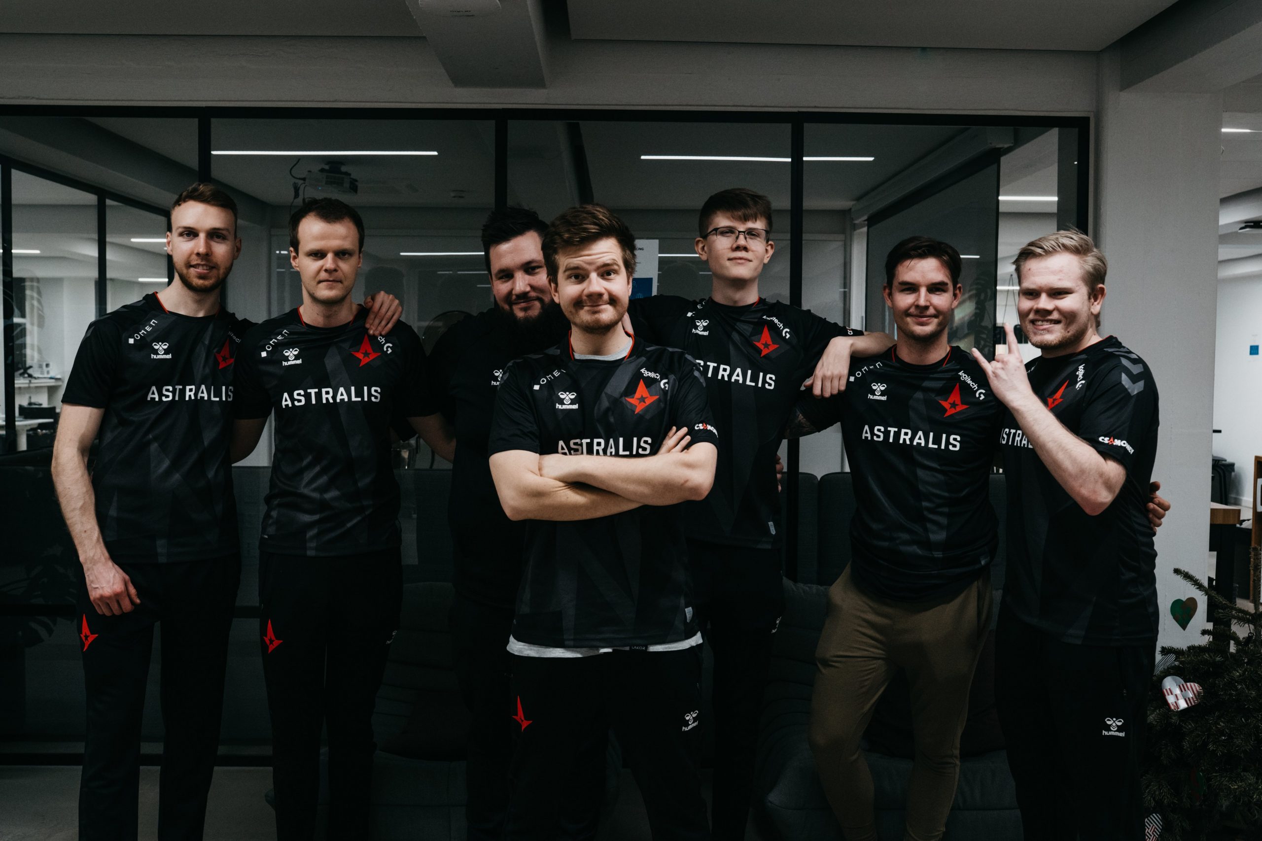 Astralis-2020-IEM-Global-Challenge-scaled